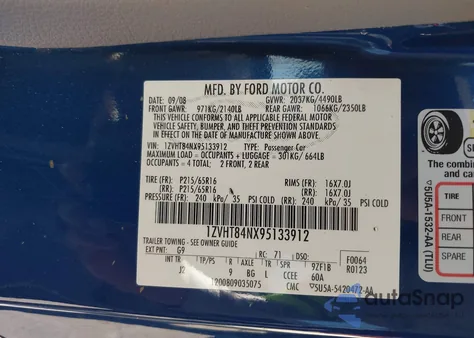 2009 Ford Mustang V6/V6 Premium from USA, damaged, VIN 1ZVHT84NX95133912